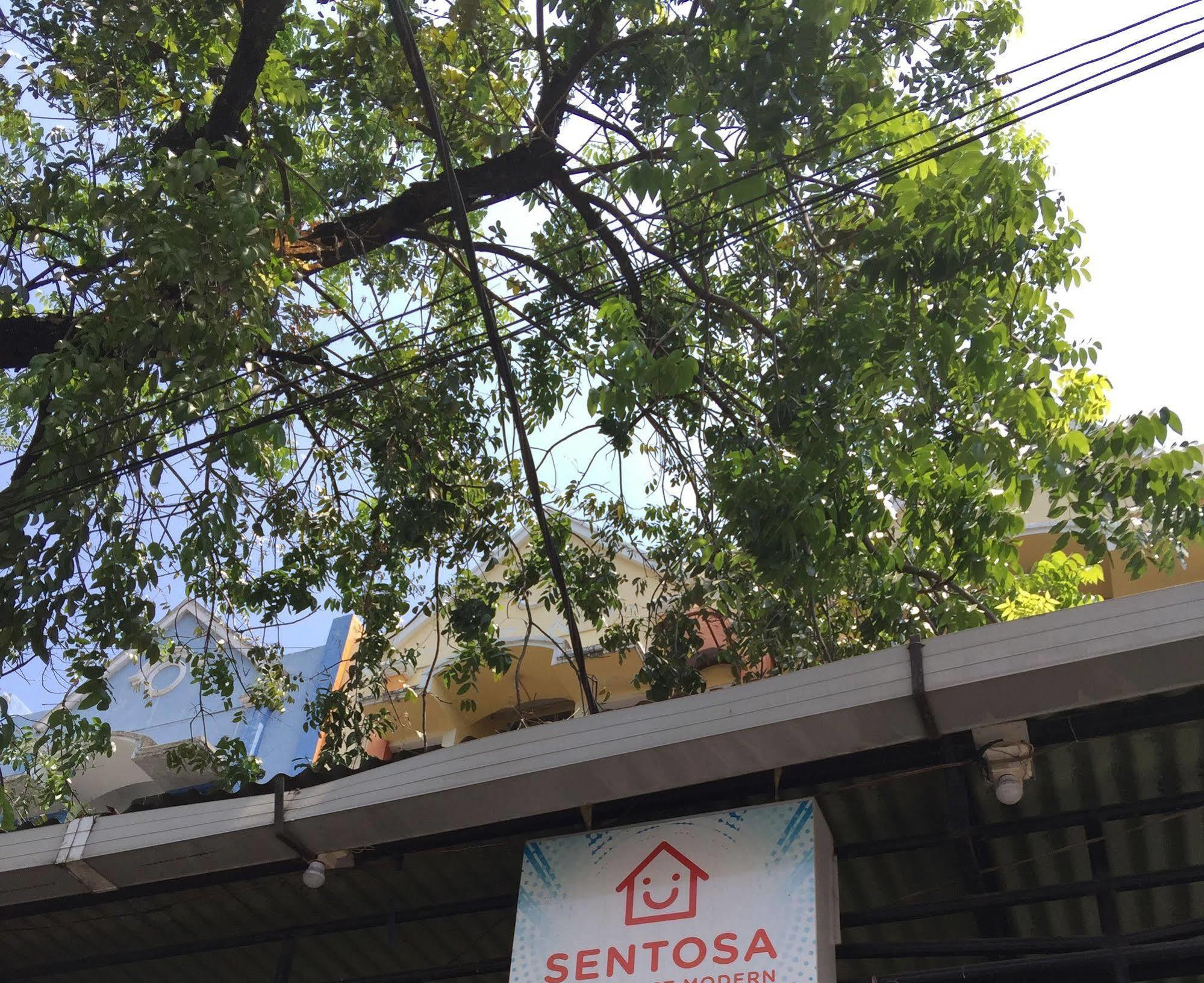 Wisma Sentosa Makassar Luaran gambar
